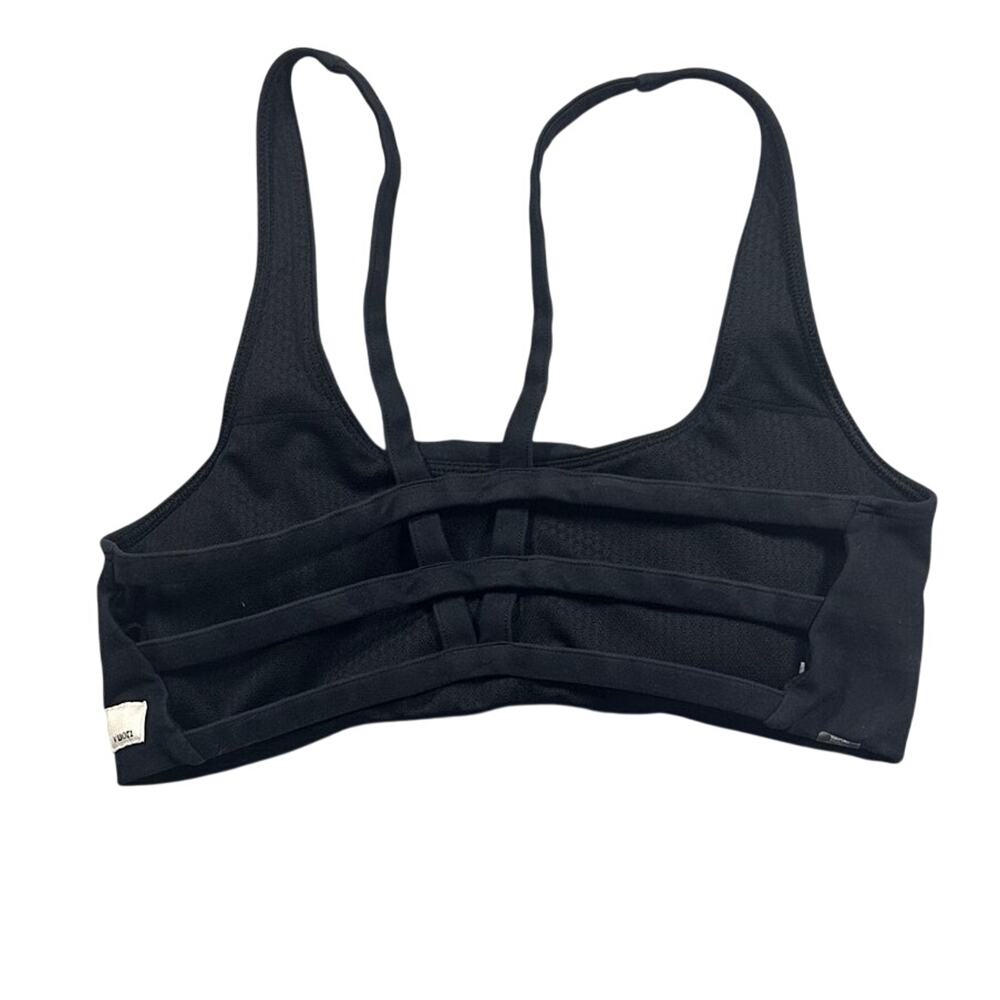 Vuori Strappy Back Black Camo Yosemite Bra Women's Small Low Support Yoga Sports - Picture 2 of 4